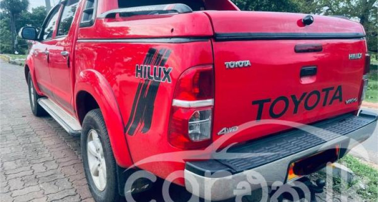 TOYOTA HILUX VIGO 2010