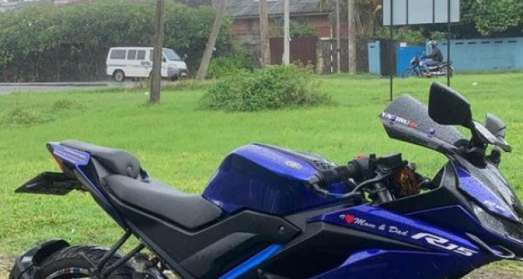 YAMAHA R15 2020