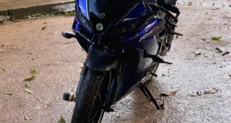 YAMAHA R15 2020