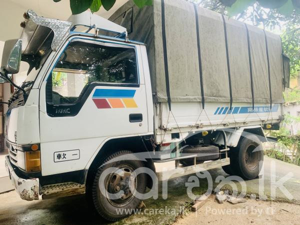 MITSUBISHI CANTER 1989