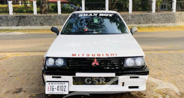 MITSUBISHI LANCER FIORE 1985