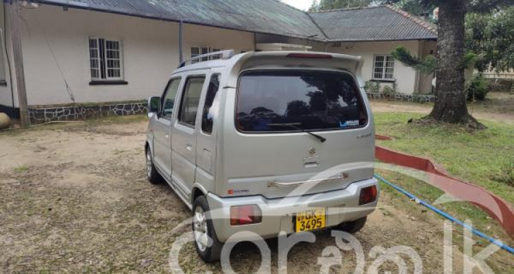SUZUKI WAGON R 2001