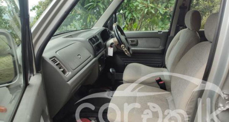 SUZUKI WAGON R 2001