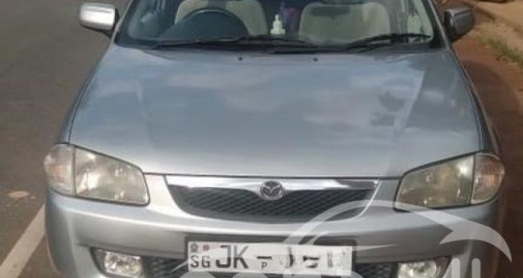 MAZDA FAMILIA 2001
