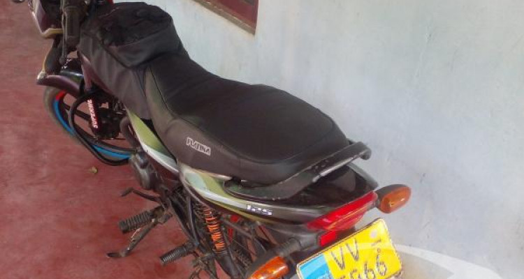BAJAJ PLATINA 2010