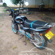 BAJAJ CT100 2015
