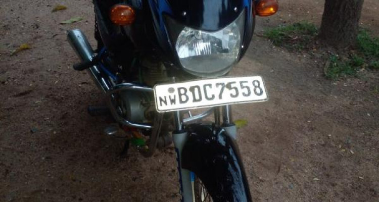 BAJAJ CT100 2015