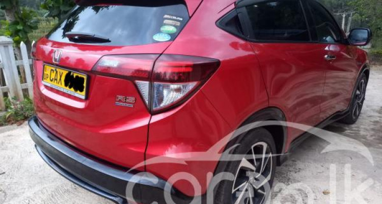 HONDA VEZEL 2017