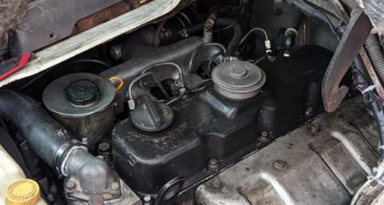 NISSAN CARAVAN E25 2002
