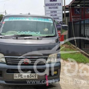 NISSAN CARAVAN E25 2002