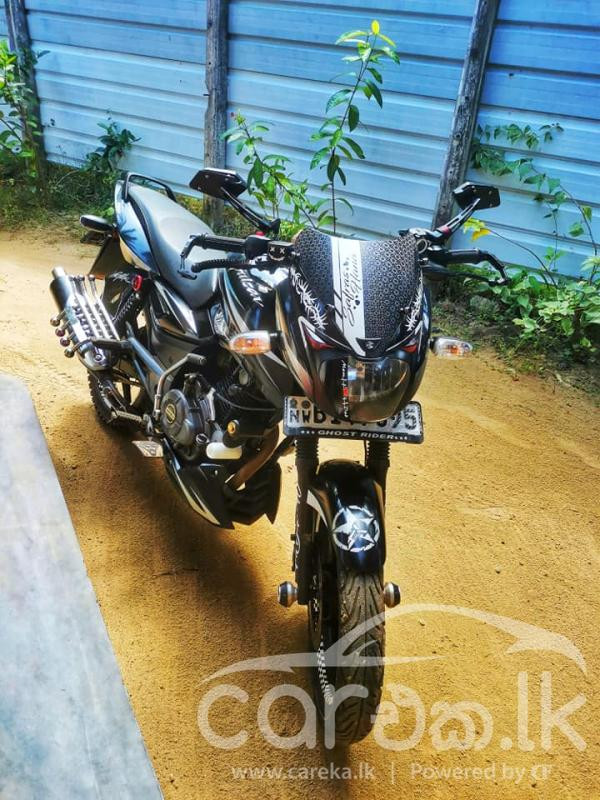 BAJAJ PULSAR 150 2020