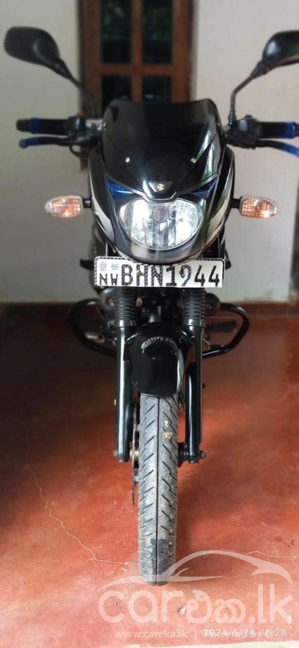 BAJAJ PULSAR 150 2018