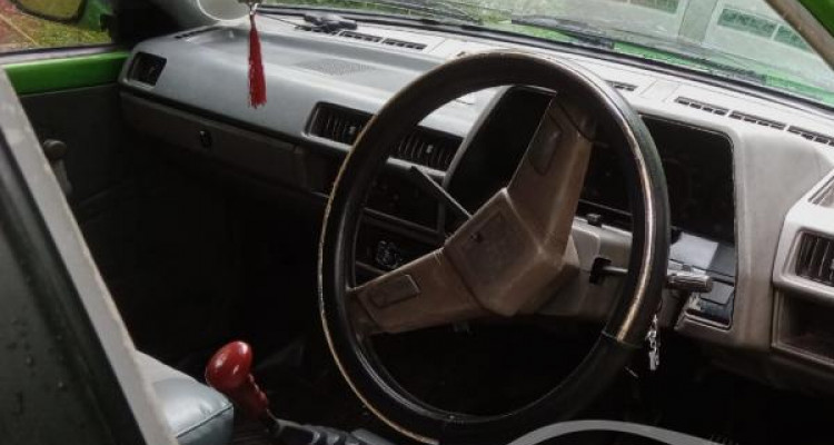 NISSAN SUNNY B11 1985