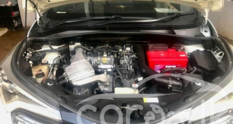 TOYOTA C-HR 2017
