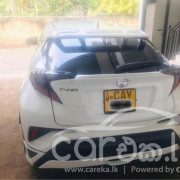 TOYOTA C-HR 2017