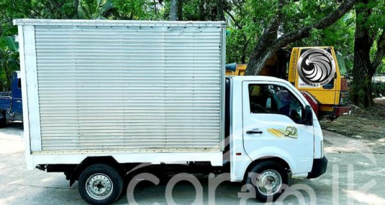 TATA SUPER ACE 2011
