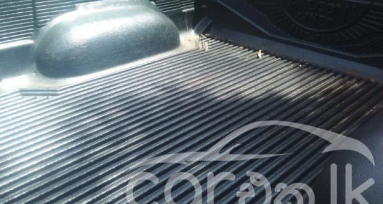 TOYOTA HILUX VIGO 2010