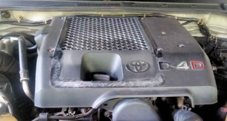 TOYOTA HILUX VIGO 2010