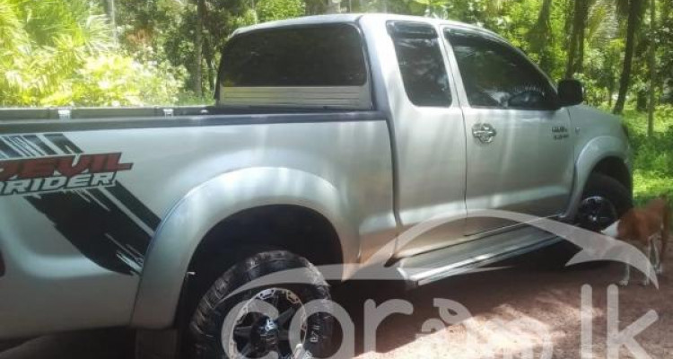 TOYOTA HILUX VIGO 2010