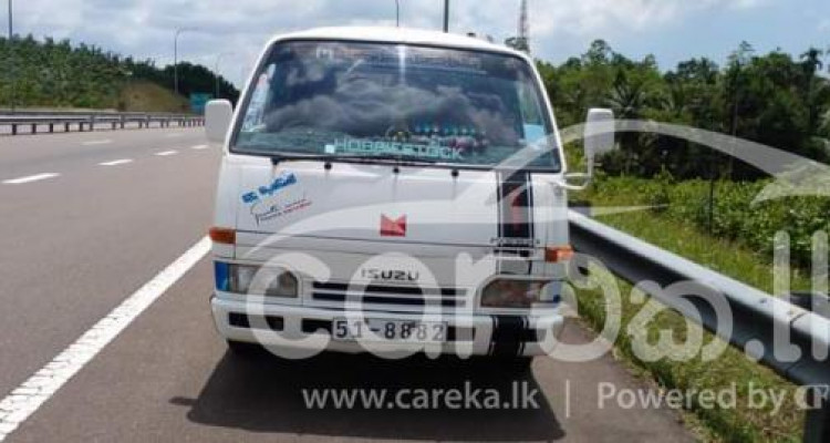 ISUZU FARGO 1986