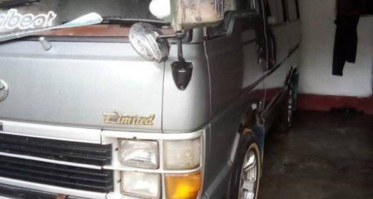 TOYOTA HIACE 1983