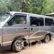 TOYOTA HIACE 1983