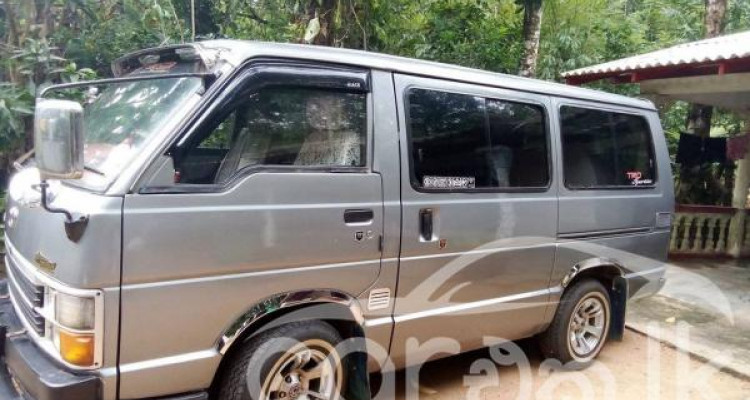 TOYOTA HIACE 1983