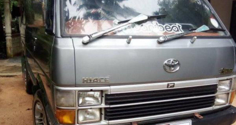 TOYOTA HIACE 1983