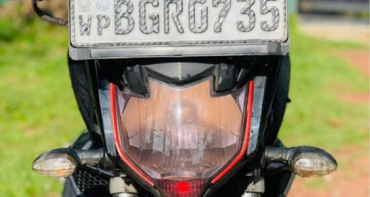 YAMAHA FZ 2018