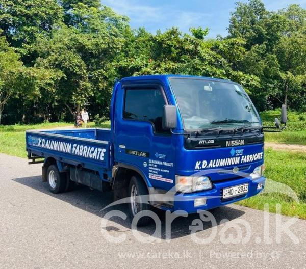 NISSAN ATLAS 2000