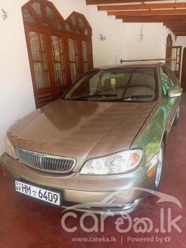 NISSAN CEFIRO 2000