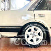 MAZDA FAMILIA 323 1985