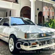 MAZDA FAMILIA 323 1985