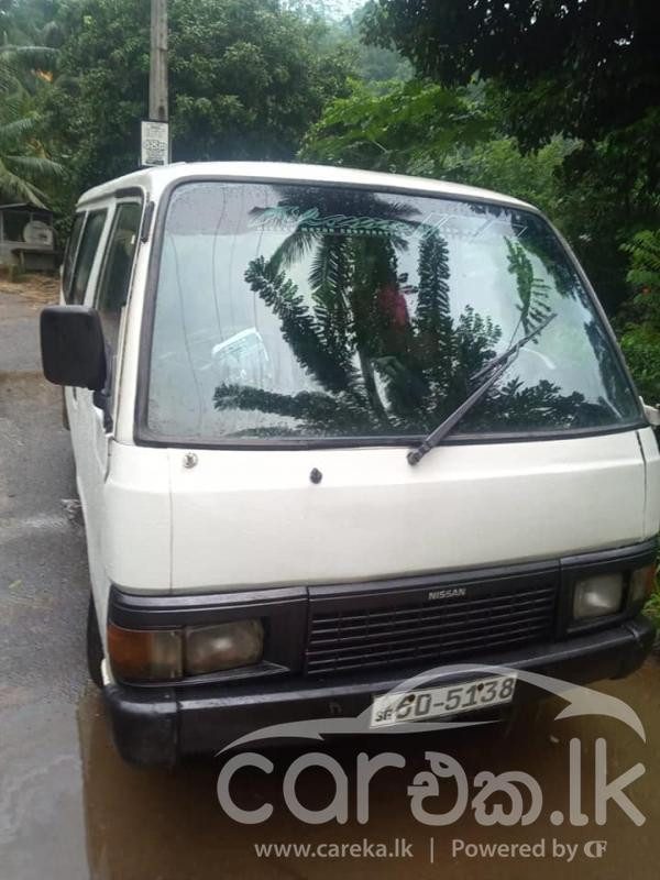 NISSAN CARAVAN 1983