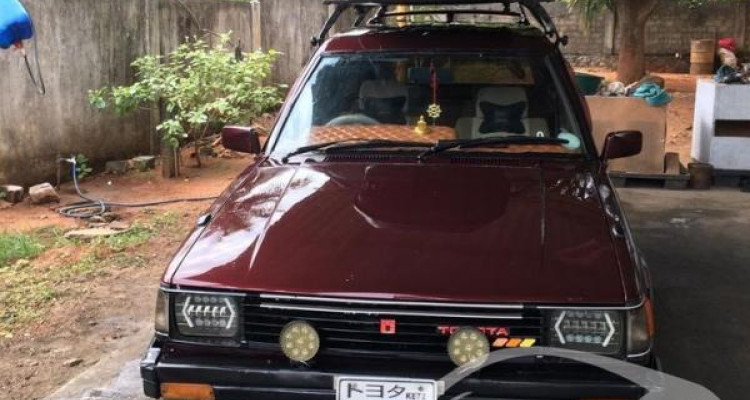 TOYOTA COROLLA DX WAGON 1984