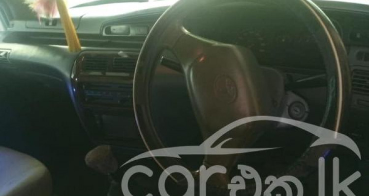 TOYOTA NOAH 1998