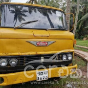 HINO TIPPER 1982