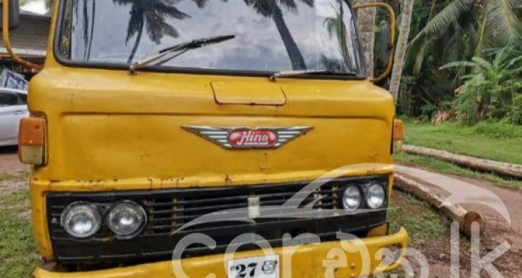 HINO TIPPER 1982