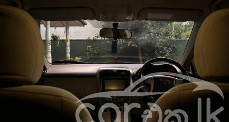 TOYOTA COROLLA 141 2012