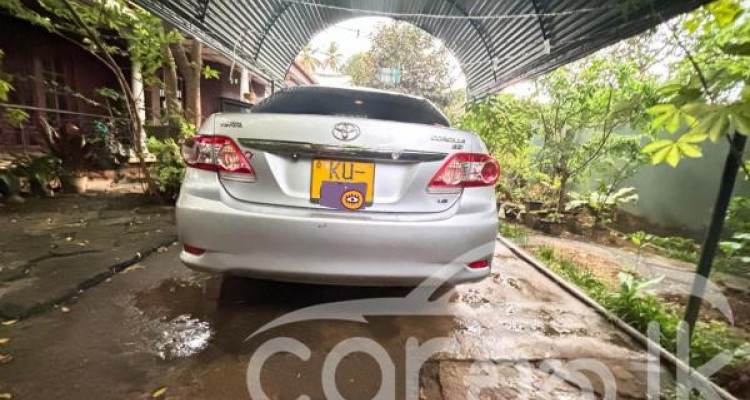 TOYOTA COROLLA 141 2012