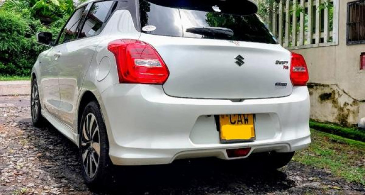 SUZUKI SWIFT RS 2017