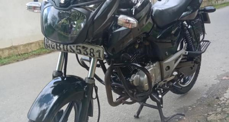 BAJAJ PULSAR 150 2016