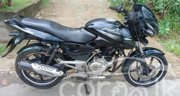 BAJAJ PULSAR 150 2016