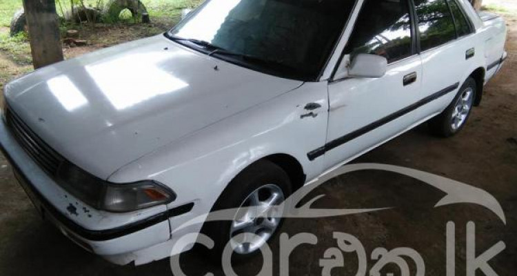 TOYOTA CARINA AT170 1989