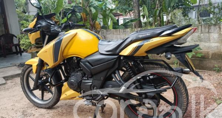 TVS APACHE 2015