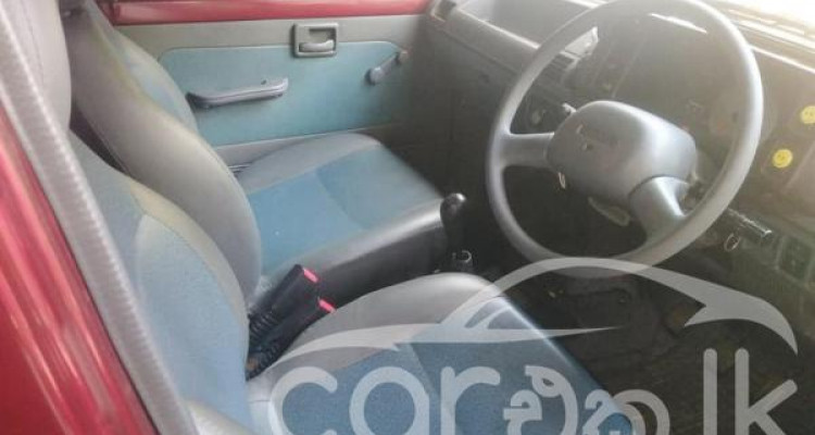 SUZUKI MARUTI 800 2011
