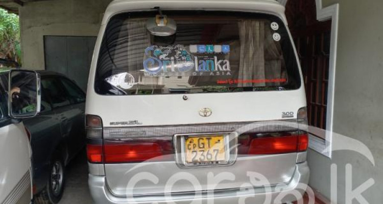 TOYOTA HIACE 1997