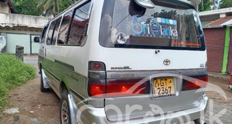 TOYOTA HIACE 1997