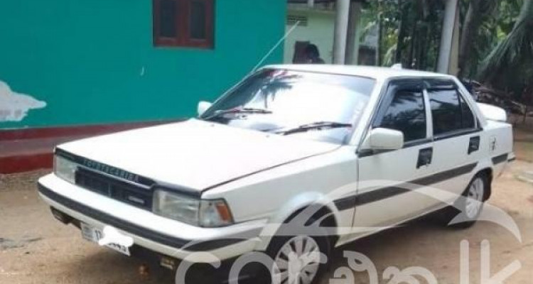 TOYOTA CARINA 1989
