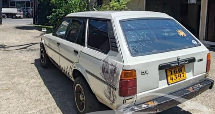 TOYOTA COROLLA DX WAGON 1986